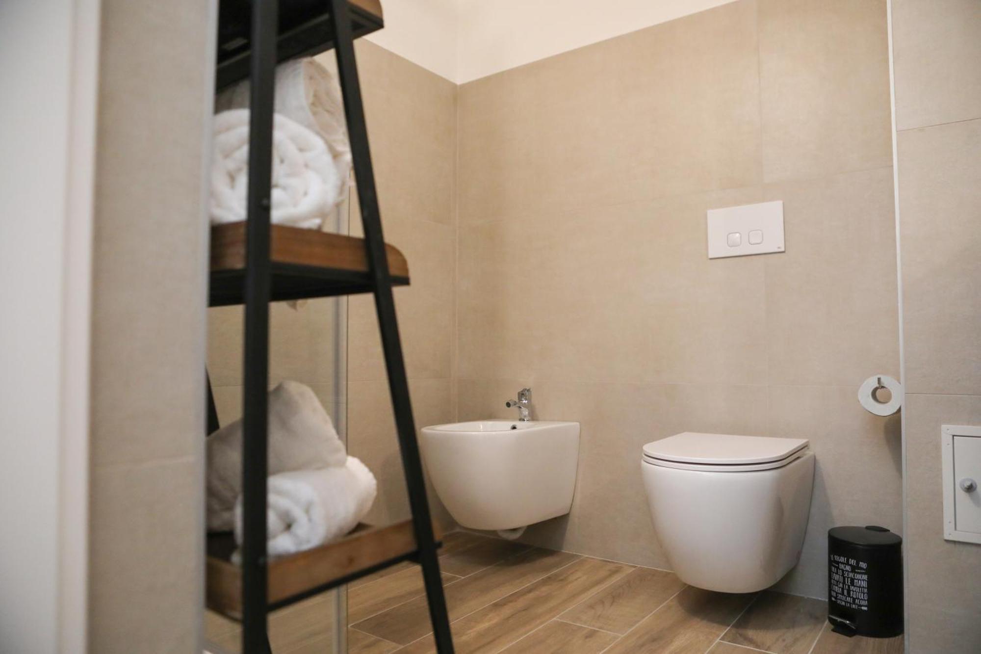 Appartement Luxury Regina 14 à Bari Extérieur photo